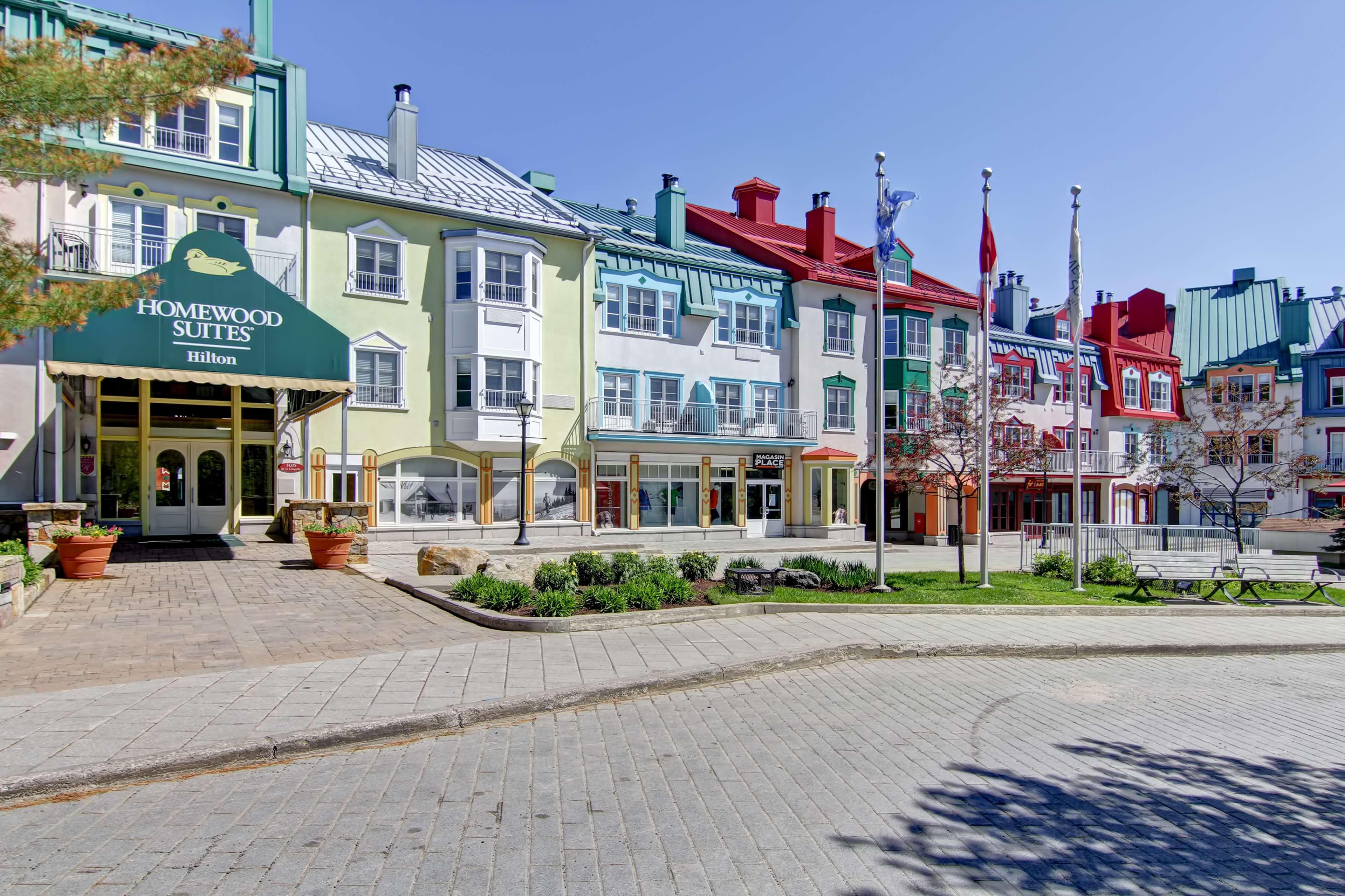 Homewood Suites By Hilton Mont-Tremblant Resort Bagian luar foto